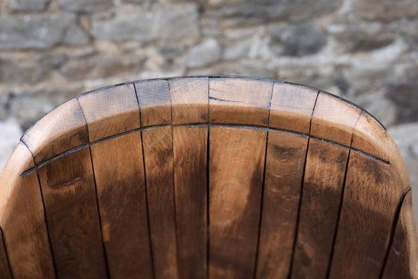 The Hogs Head – Oak Whisky Armchair