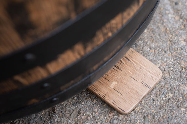 The Hogs Head – Oak Whisky Armchair