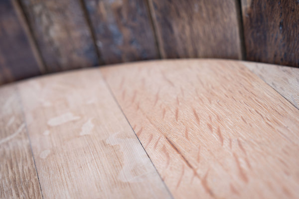 The Hogs Head – Oak Whisky Armchair